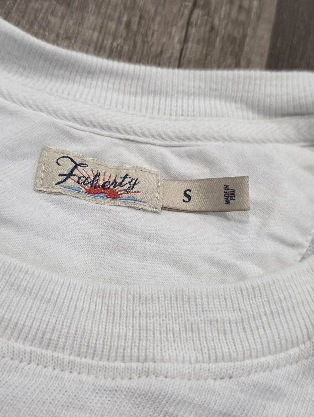 Nwt FAHERTY Muscle Tank Sun Wash Boho Classic White Sleeveless Crewneck Tank Top - Picture 4 of 16